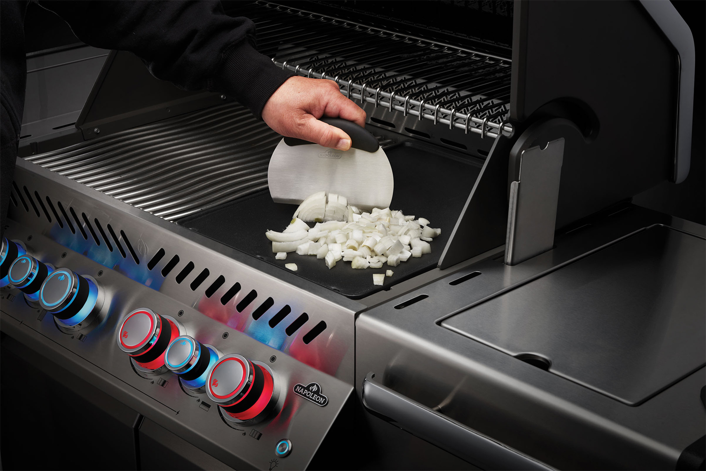 70081_Plancha_Set_2 Napoleon PRO Grillplatten- und Plancha-Set, 3-tlg.