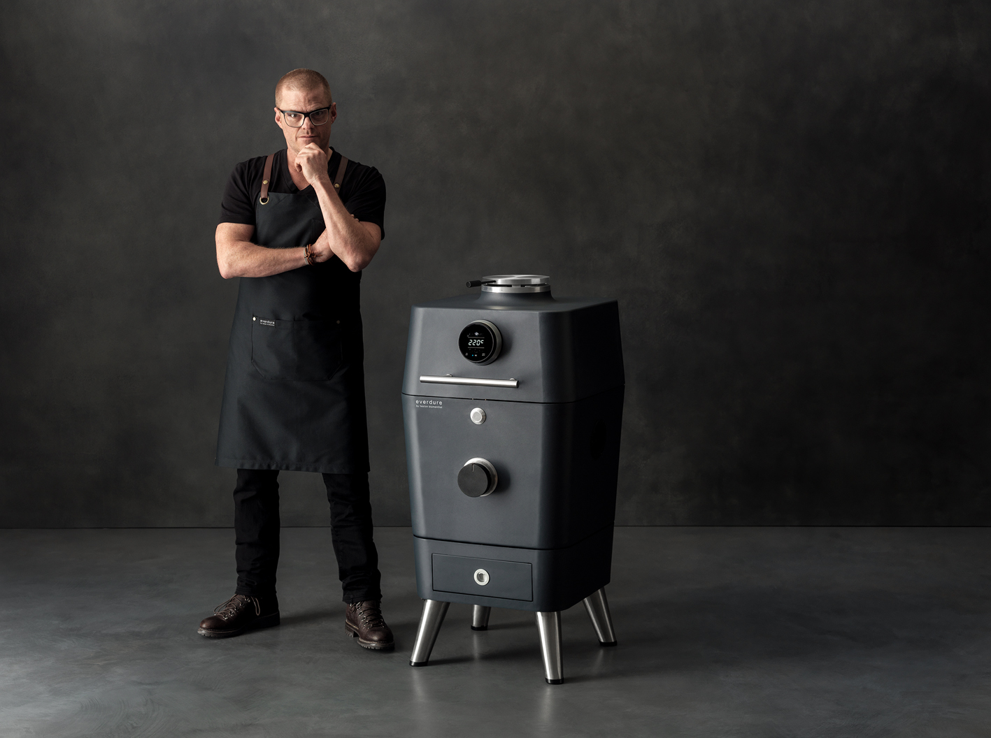 Everdure 4K Outdoor Ofen Graphite by heston blumentahl