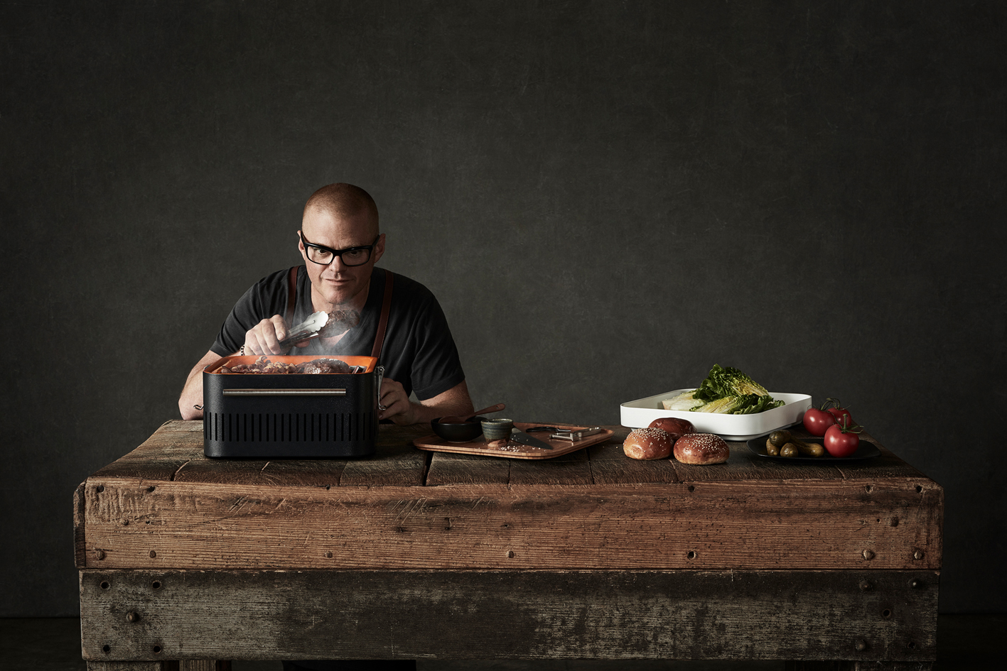 Everdure CUBE Holzkohlegrill, Graphite & Heston Blumenthal