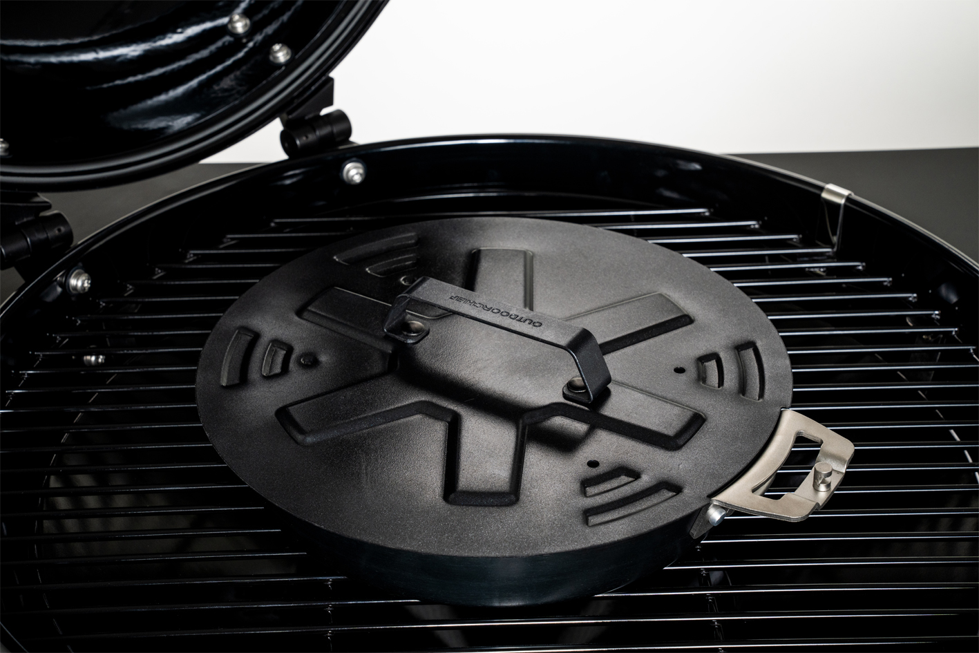 1449151_Carbonstahldeckel_6 OutdoorCHEF Carbonstahldeckel 4 in 1
