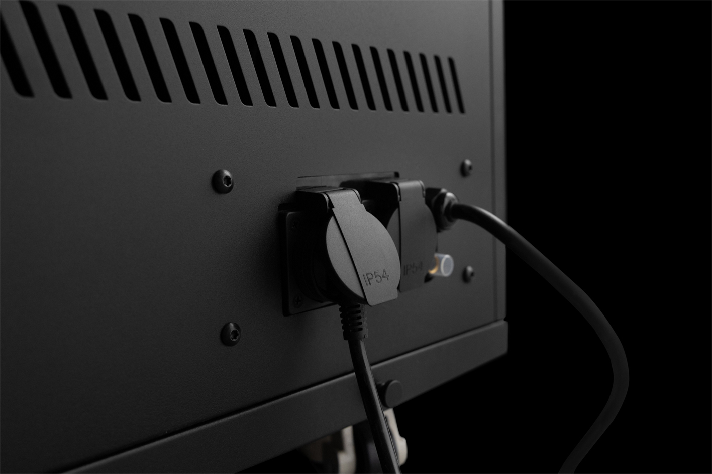 G32_38 Otto Wilde G32 Connected mit 3 Schubladen + Tür